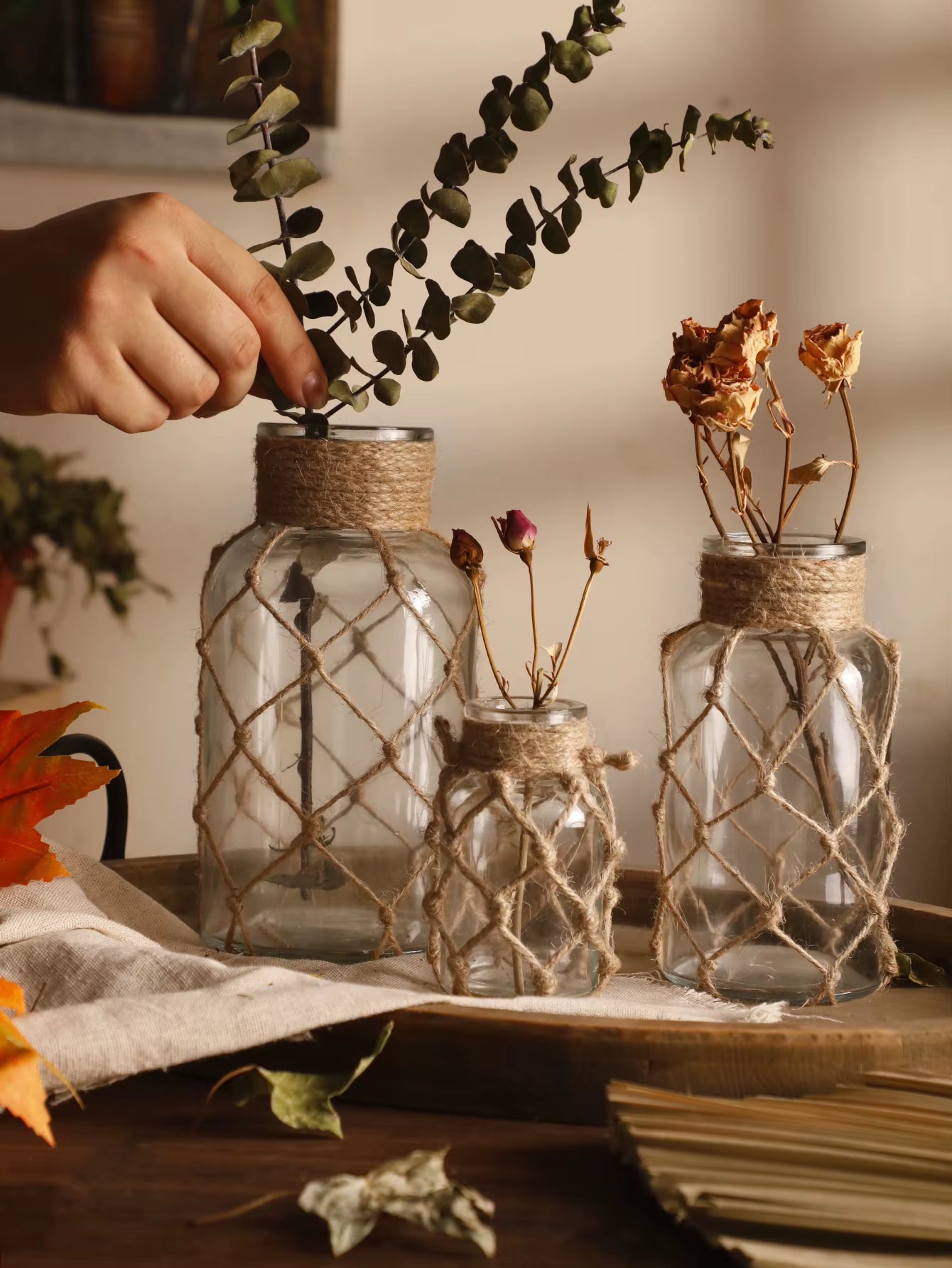 Rustic Hanging Glass Vase with Hemp Rope Net for Dried Flowers - Elegant Transparent Home Decor for Living Room and Table Decoration