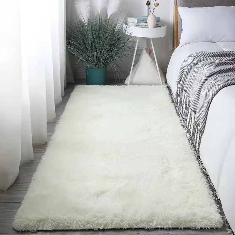 VIKAMA Plush Shag Area Rugs - Non-Slip, Machine Washable Soft Rugs for Modern Bedrooms